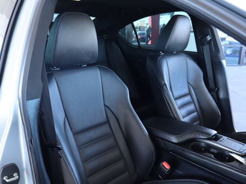 Used 2022 Lexus IS 350 F Sport image 34