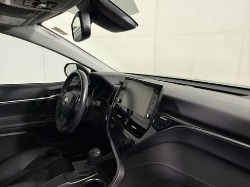 Used 2021 Toyota Camry SE w/ Audio Upgrade Package image 32