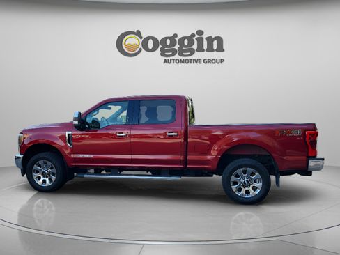 Used 2019 Ford F250 Lariat w/ Tow Technology Bundle image 2