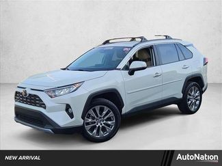 Used 2020 Toyota RAV4 Limited video 1
