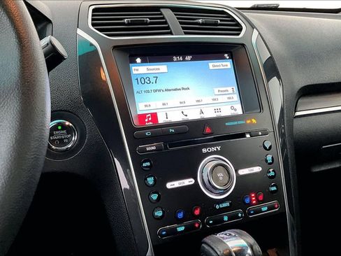 Used 2018 Ford Explorer Limited image 8