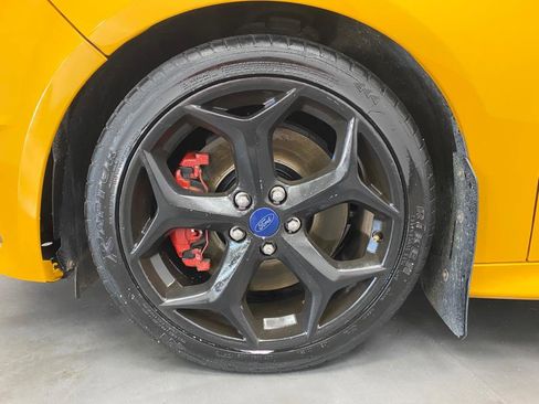 Used 2015 Ford Focus ST w/ Equipment Group 401A image 15