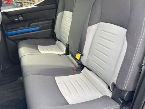 Used 2025 Toyota Tacoma TRD Off-Road image 14