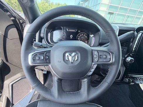 Used 2026 RAM 2500 Laramie AWD/4WD image 15