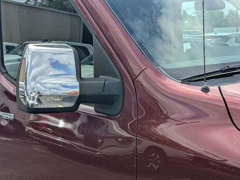 Used 2012 Nissan NV 2500 SV w/ Technology Pkg image 11