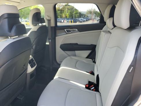 Certified 2024 Kia Sportage EX FWD image 7