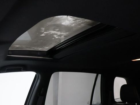 Used 2023 Honda Passport EX-L image 10