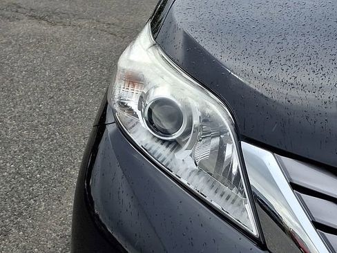 Used 2015 Toyota Sienna XLE Premium FWD image 29