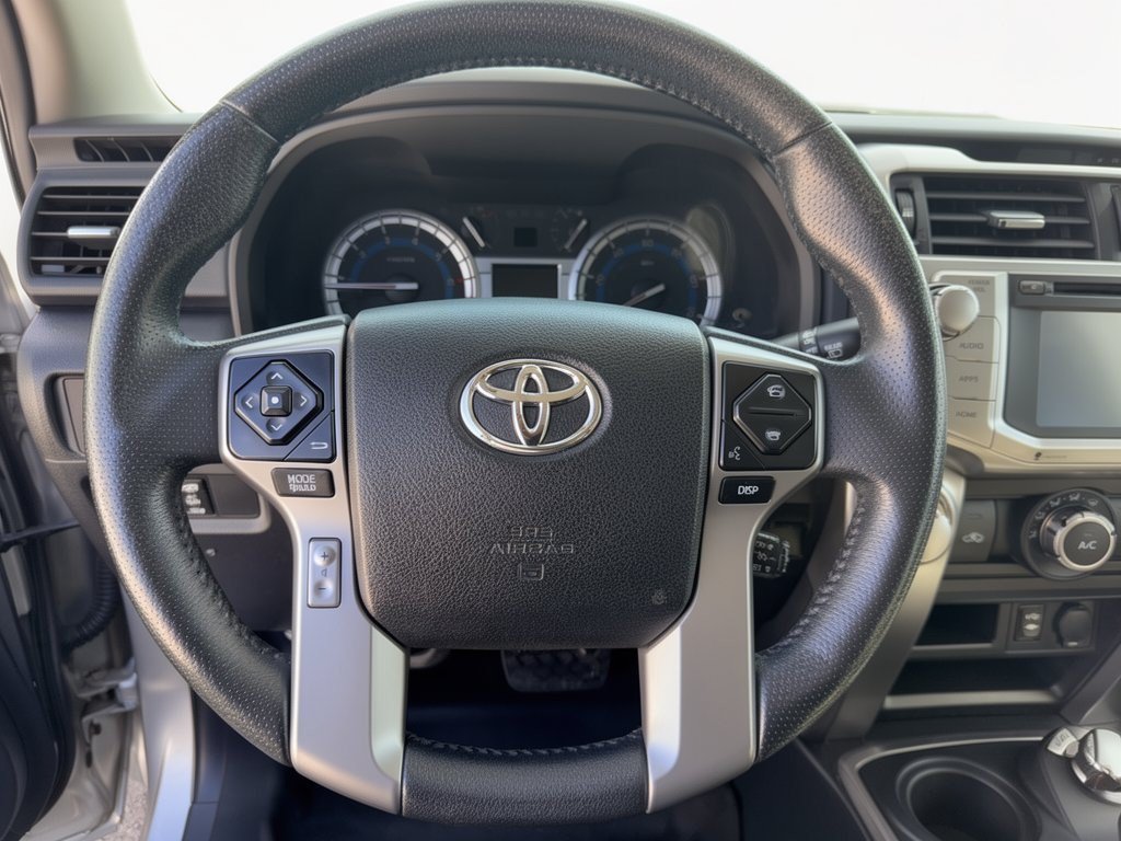 Used 2015 Toyota 4Runner SR5 Premium AWD/4WD image 10