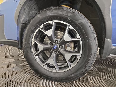 Used 2020 Subaru Crosstrek 2.0i Premium w/ Moonroof Package 2 image 32