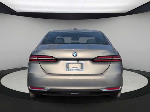 Used 2026 BMW 530i xDrive AWD/4WD image 7