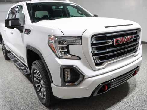 Used 2020 GMC Sierra 1500 AT4 w/ AT4 Premium Package AWD/4WD image 5