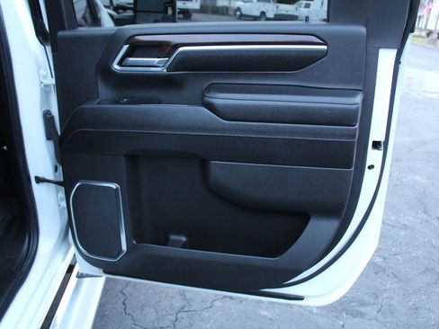 Used 2024 GMC Sierra 2500 SLT w/ SLT Convenience Package image 26