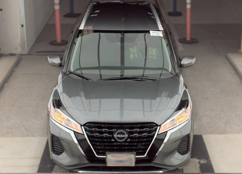 Used 2023 Nissan Kicks SV w/ Interior Electronics Package FWD image 7