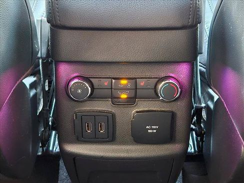 Used 2019 Ford Explorer Limited w/ Class III Trailer Tow Package FWD image 16
