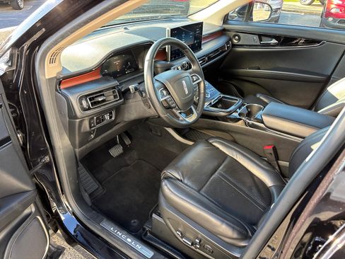 Certified 2023 Lincoln Nautilus Reserve w/ Equipment Group 201A image 24