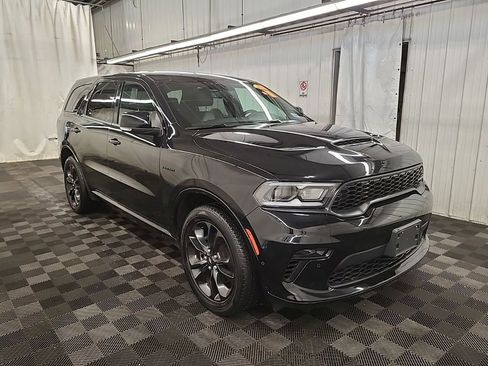 Used 2022 Dodge Durango R/T w/ Trailer Tow Group IV image 3