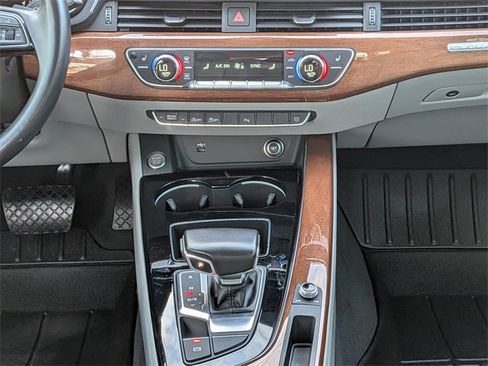 Used 2022 Audi A5 2.0T Premium Plus image 21