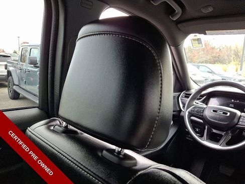 Certified 2024 Jeep Grand Cherokee Altitude image 13