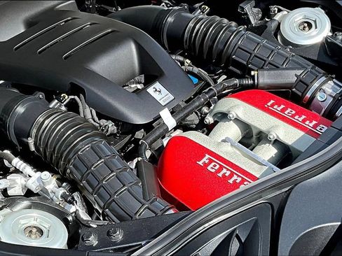 Used 2026 Ferrari Purosangue AWD/4WD image 30