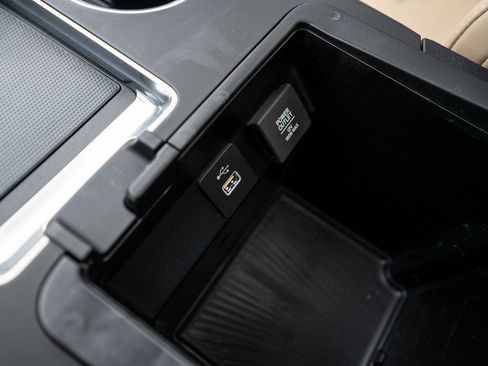 Certified 2023 Acura MDX SH-AWD w/ Technology Package image 38