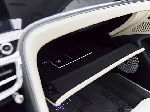 Used 2022 Bentley Flying Spur W12 AWD/4WD image 82