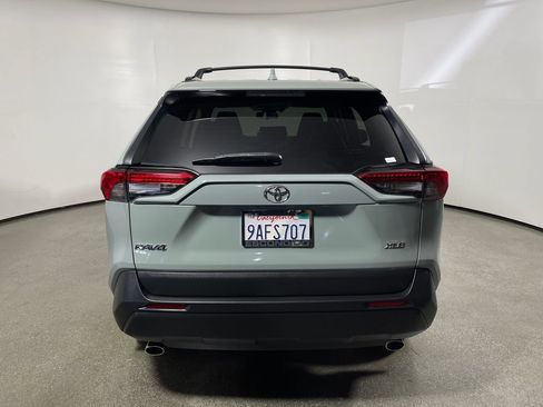 Certified 2022 Toyota RAV4 XLE Premium FWD image 4
