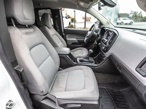 Used 2016 Chevrolet Colorado W/T w/ WT Convenience Package AWD/4WD image 28