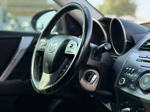 Used 2012 MAZDA MAZDA3 s Touring FWD image 33