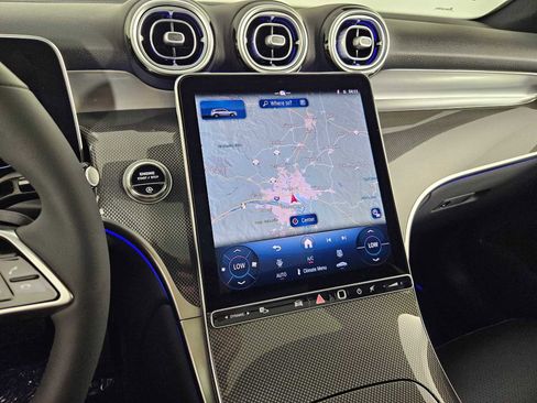 New 2025 Mercedes-Benz GLC 300 4MATIC image 30