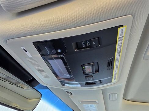 New 2025 Lexus ES 350 w/ Premium Package image 28