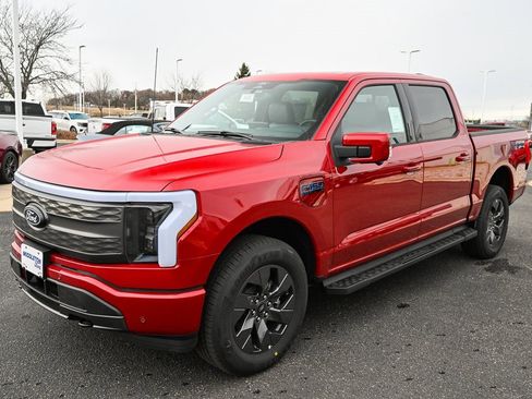 New 2025 Ford F150 Lightning Lariat image 9