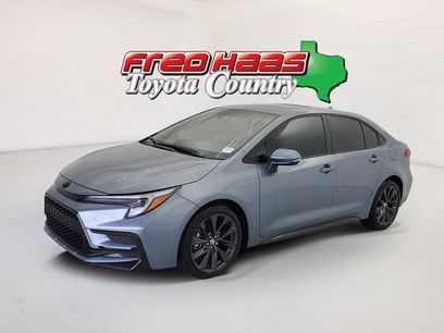 Used 2025 Toyota Corolla XSE