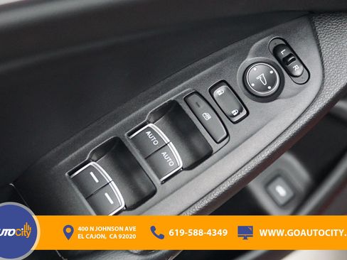 Used 2018 Honda Accord Sport image 17