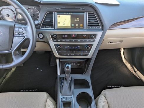 Used 2017 Hyundai Sonata Limited w/ Ultimate Package 04 image 19