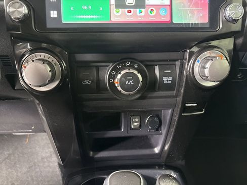 Used 2015 Toyota 4Runner TRD Pro image 16