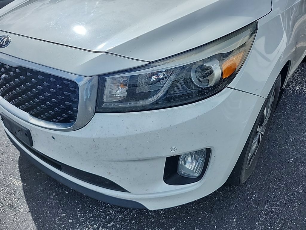 Used 2016 Kia Sedona SX FWD image 2