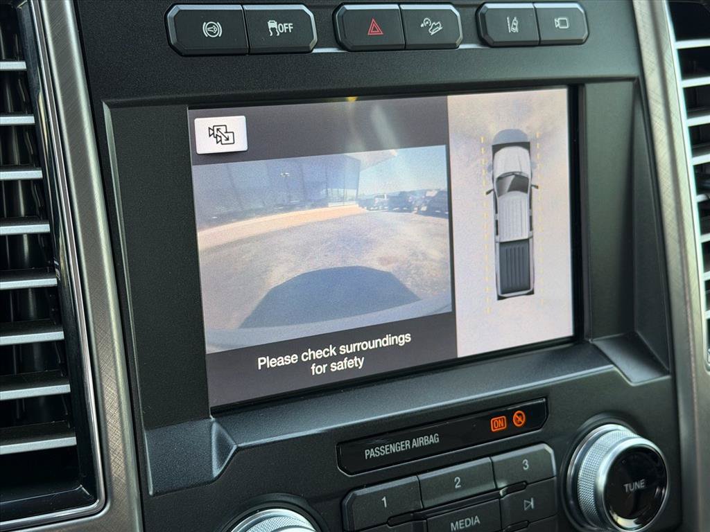 Used 2019 Ford F250 Limited AWD/4WD image 19