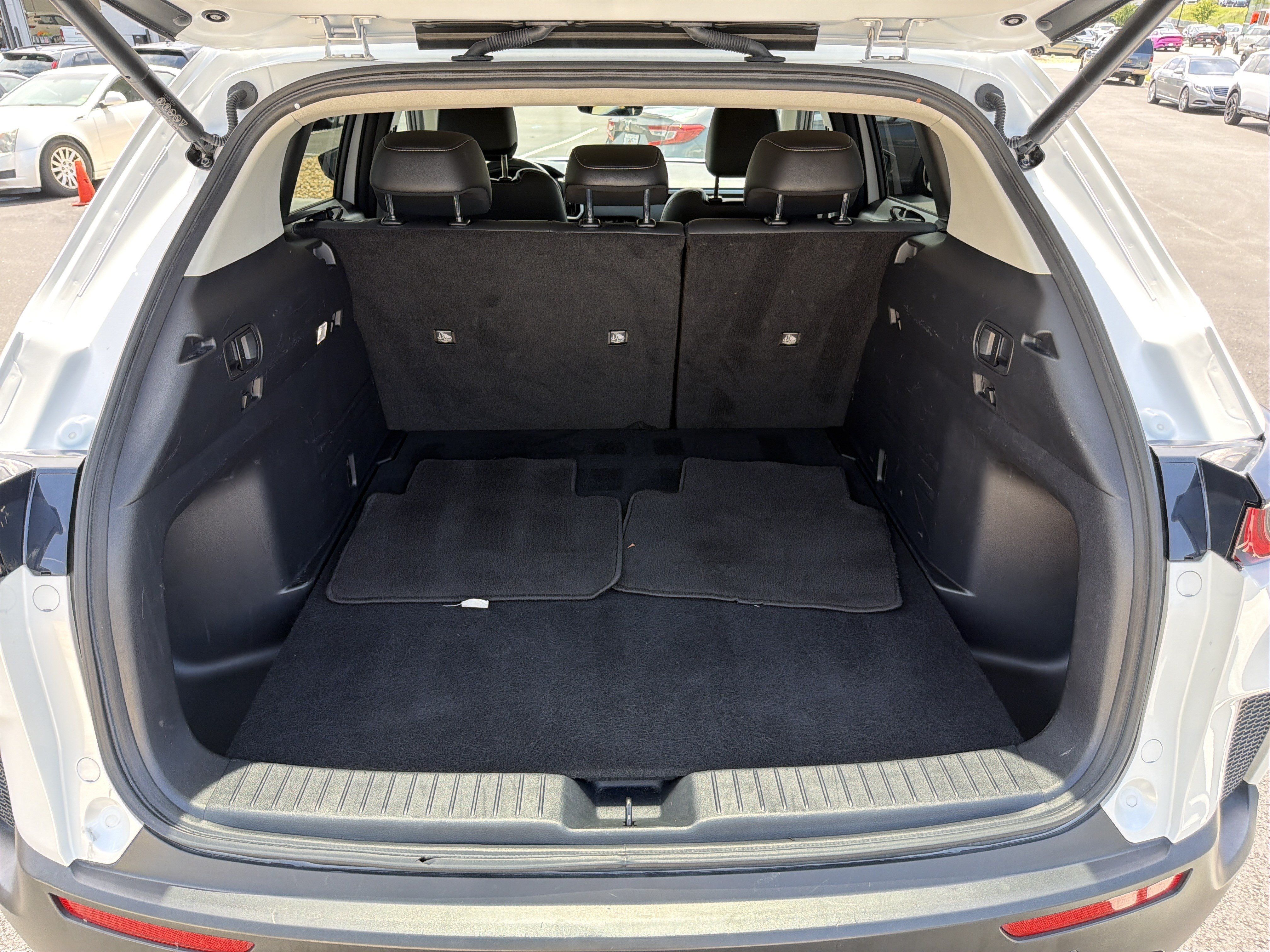 Used 2025 MAZDA CX-50 AWD 2.5 S w/ Preferred Package image 18