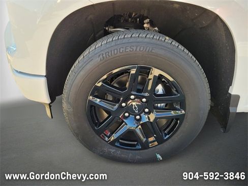 New 2025 Chevrolet Silverado 1500 RST w/ Convenience Package II image 9