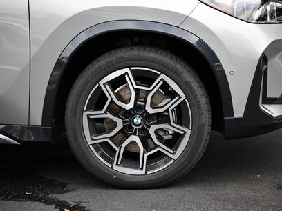 New 2026 BMW X1 xDrive28i w/ Convenience Package