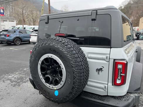 New 2026 Ford Bronco Badlands w/ Sasquatch Package AWD/4WD image 5