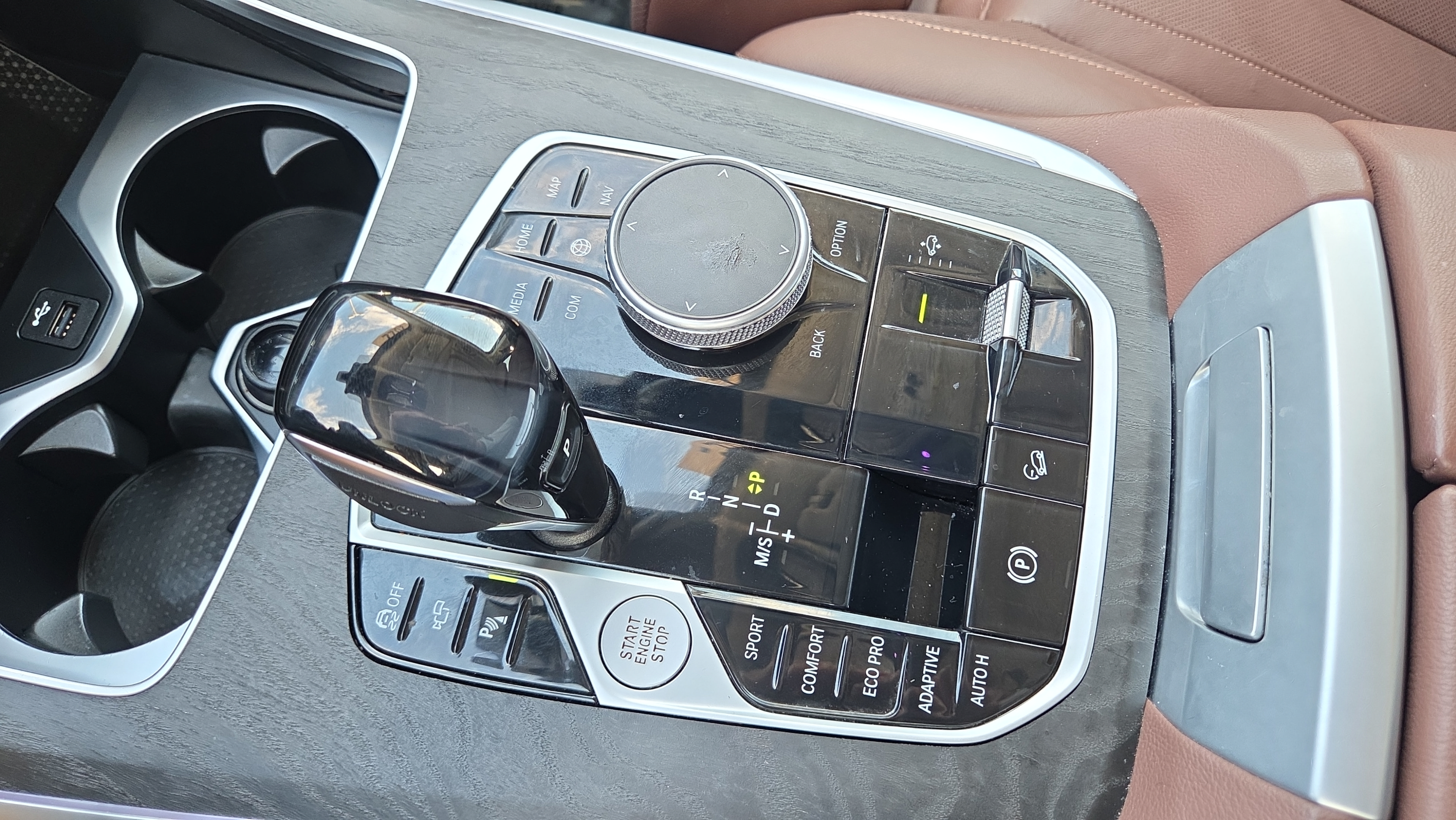 Used 2022 BMW X7 xDrive40i w/ Premium Package AWD/4WD image 33