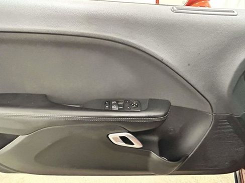 Used 2021 Dodge Challenger SXT image 11