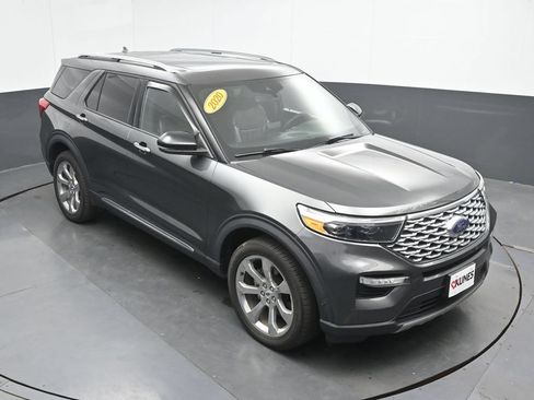 Used 2020 Ford Explorer Platinum w/ Premium Technology Package AWD/4WD image 33