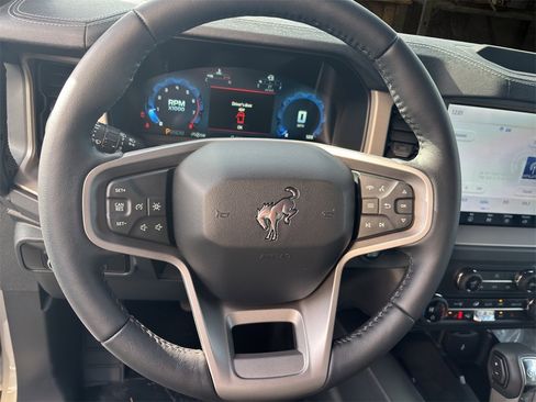 New 2025 Ford Bronco Outer Banks image 47