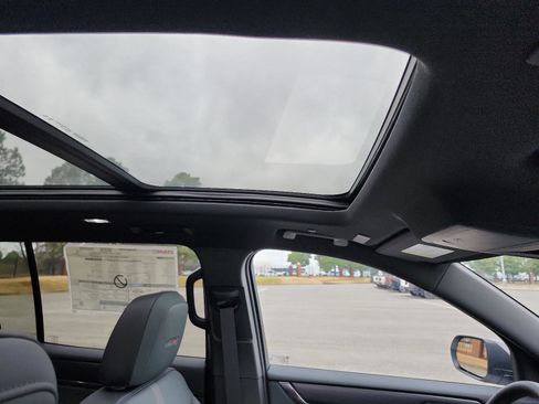 New 2026 GMC Acadia AT4 w/ Luxury Package image 7