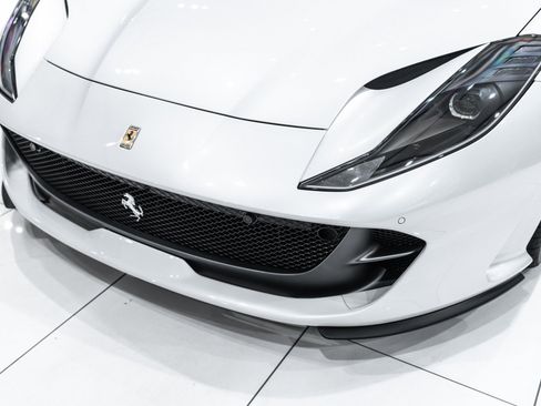 Used 2023 Ferrari 812 GTS RWD image 38