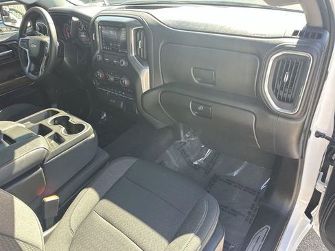 Used 2022 Chevrolet Silverado 1500 LT image 27