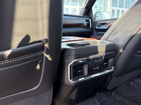 Used 2022 GMC Sierra 1500 Denali Ultimate AWD/4WD image 15